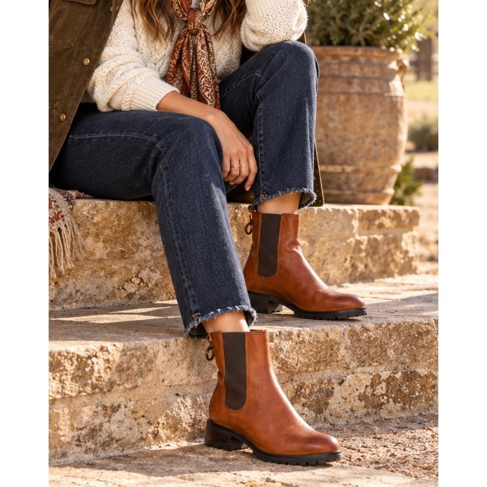 Cole Haan Air Evan Short Waterproof Leather Chelsea Boots Camello 8B Nike Air